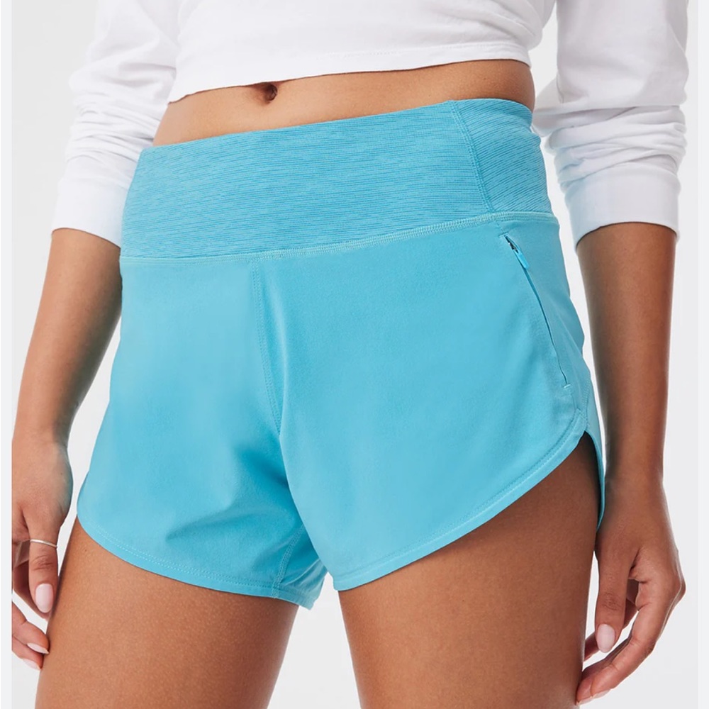 Outdoor voices Hudson 4” short